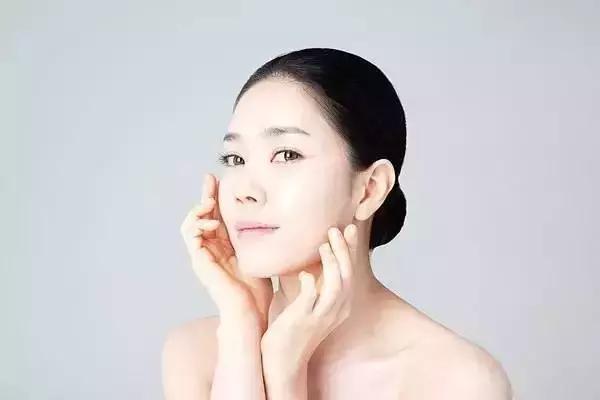 如何对付潜伏期的痘痘？