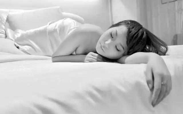 女人晨起做好15件事，瘦身养颜抗衰老