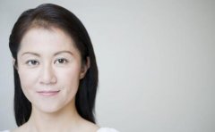 豆尚：痘痘患者为什么不能化妆
